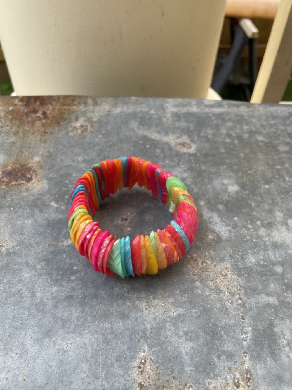 Colorful Multicolor Conch Shell Bracelet - Picture 4 of 5